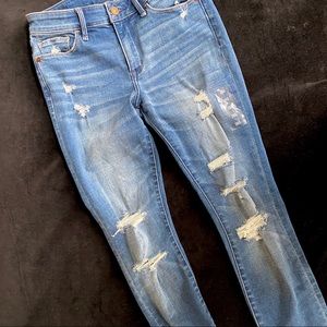 Abercrombie & Fitch Ripped Jeans
